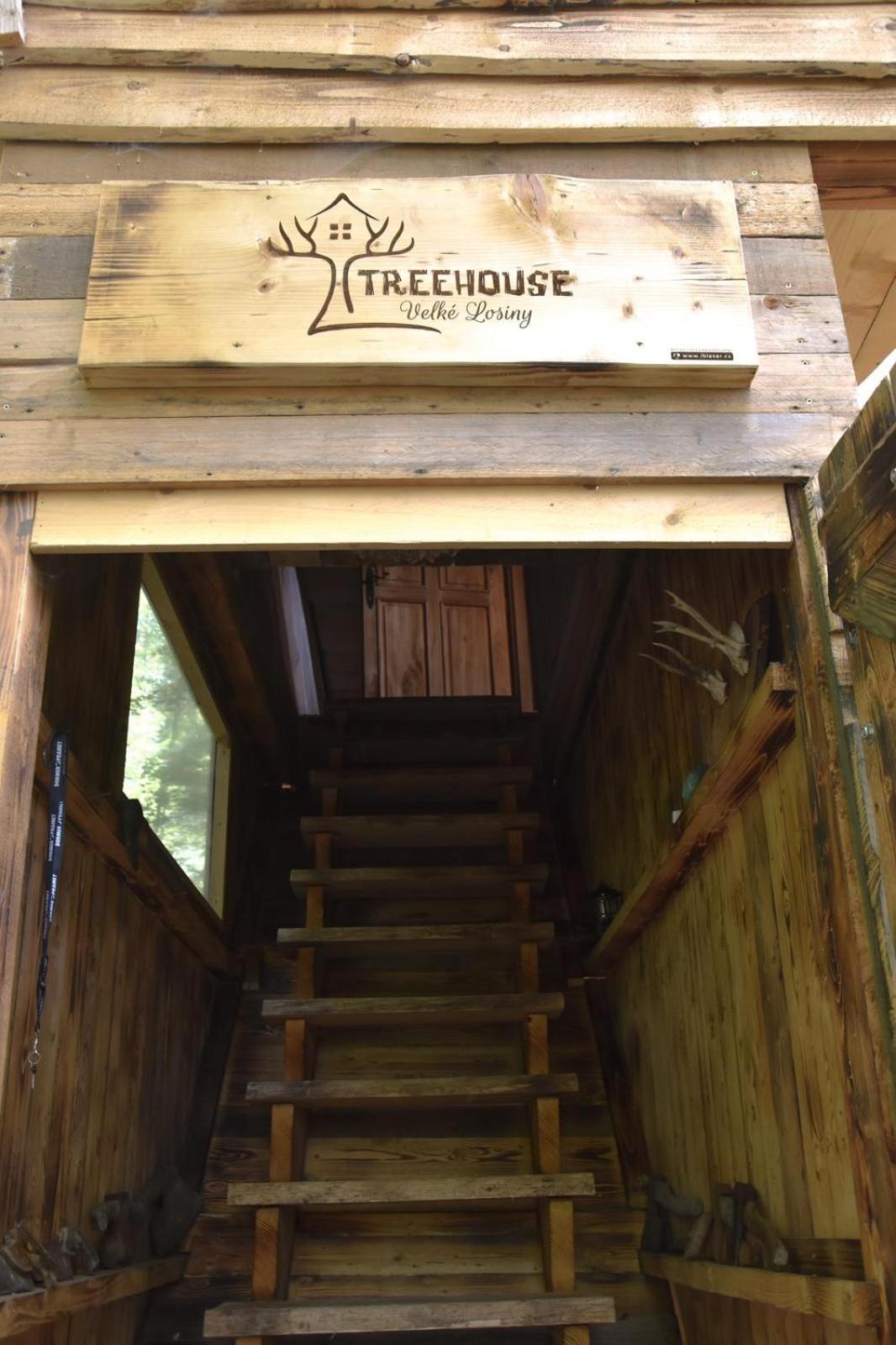 Treehouse Велке Лосіни Екстер'єр фото