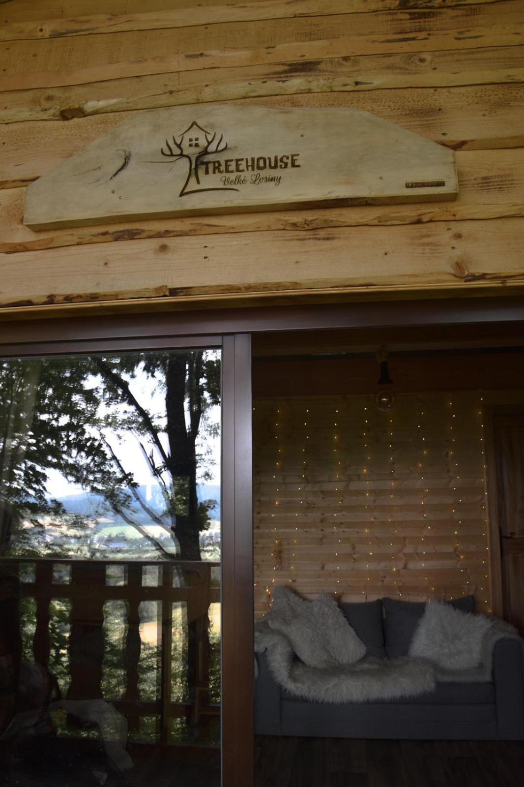 Treehouse Велке Лосіни Екстер'єр фото