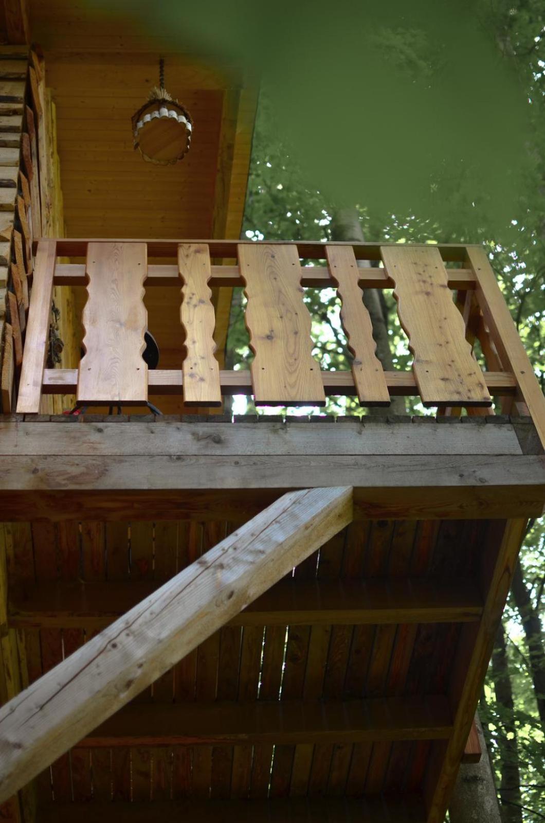 Treehouse Велке Лосіни Екстер'єр фото